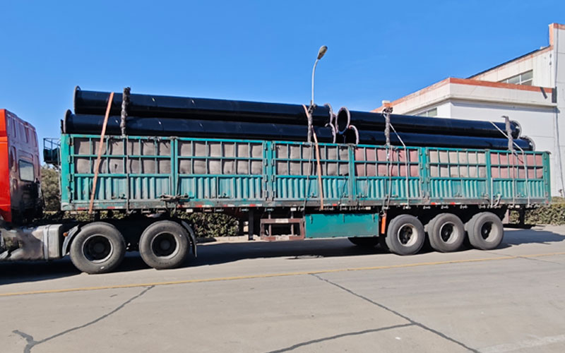國(guó)能實(shí)業(yè)一批煤礦用涂層復(fù)合鋼管裝車(chē)陸續(xù)發(fā)往寧夏